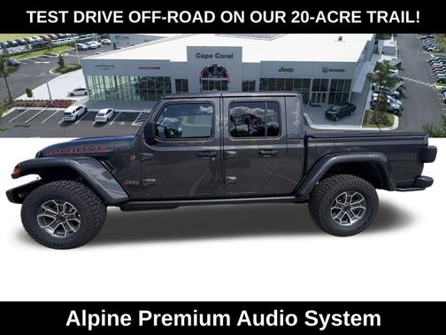 Granite Crystal Metallic Clearcoat 2027 Jeep Gladiator Mojave X