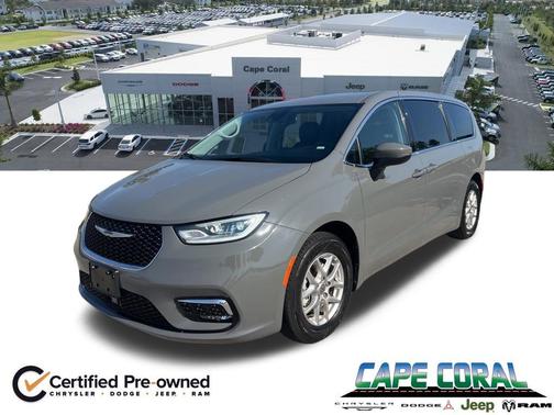 Ceramic Gray Clearcoat 2023 Chrysler Pacifica Touring L