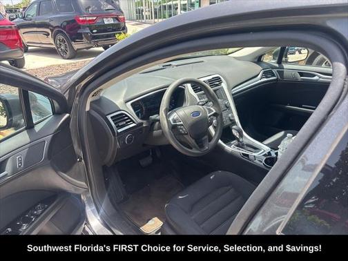 2015 Ford Fusion SE