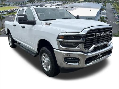 2025 RAM 2500 Tradesman Crew Cab 4x4 6'4' Box
