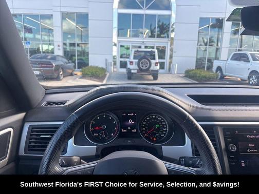 2021 Volkswagen Atlas Cross Sport 3.6L V6 SE w/Technology R-Line