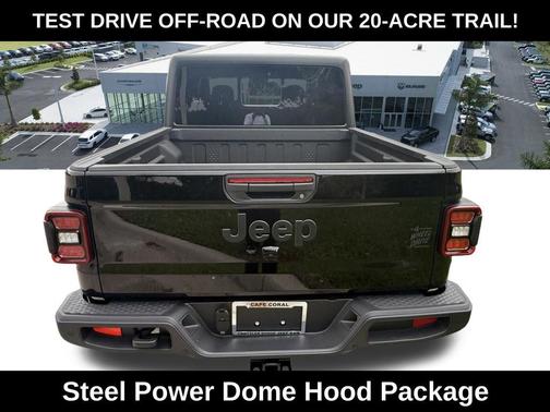 Black Clearcoat 2026 Jeep Gladiator Willys 4x4