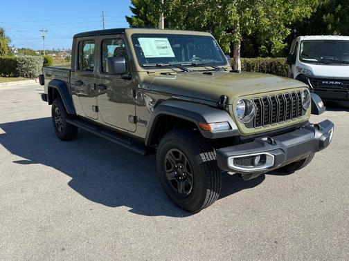 2026 Jeep Gladiator Sport