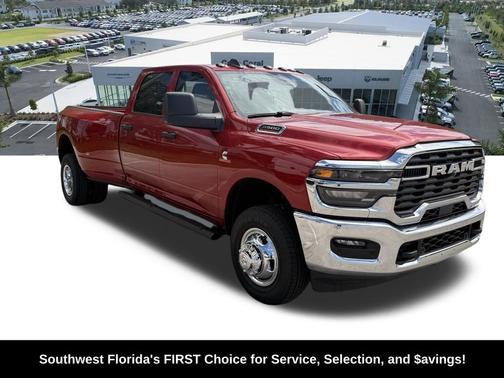 2026 RAM 3500 Tradesman Crew Cab 4x4 8' Box