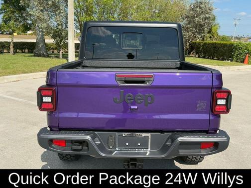 2026 Jeep Gladiator Willys 4x4