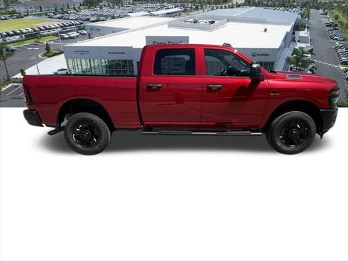 2025 RAM 2500 Tradesman Crew Cab 4x4 6'4' Box