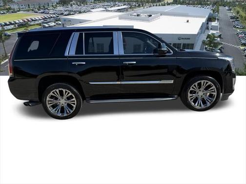 2017 Cadillac Escalade Luxury