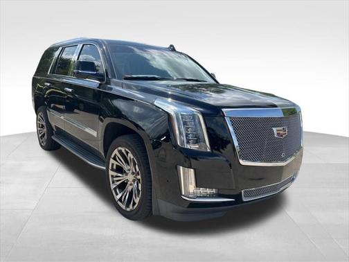 2017 Cadillac Escalade Luxury