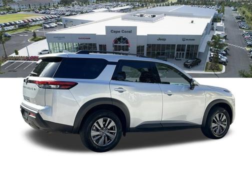 2025 Nissan Pathfinder SV 4WD