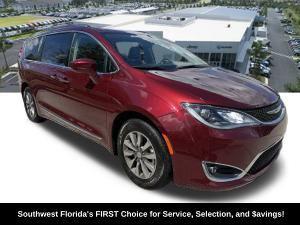 2019 Chrysler Pacifica Touring-L Plus