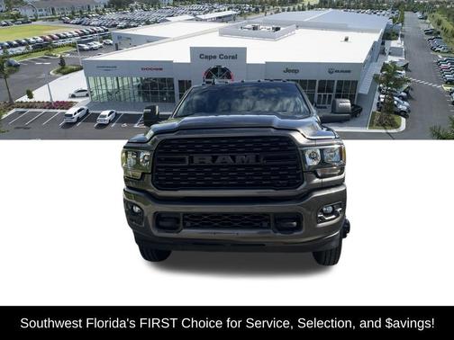 Granite Crystal Metallic Clearcoat 2024 RAM 3500 Big Horn Crew Cab 4x4 8' Box