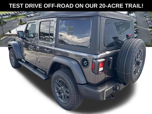 Granite Crystal Metallic Clearcoat 2026 Jeep Wrangler Sport