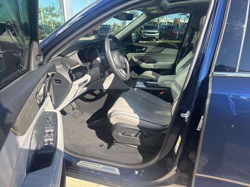 2023 Acura MDX Advance Package