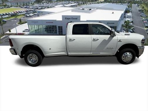 2025 RAM 3500 Laramie Crew Cab 4x4 8' Box