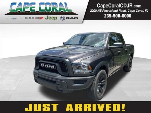 2024 RAM 1500 Classic Warlock Crew Cab 4x2 5'7' Box