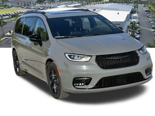 2025 Chrysler Pacifica Limited
