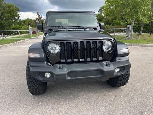 Black Clearcoat 2018 Jeep Wrangler Sport