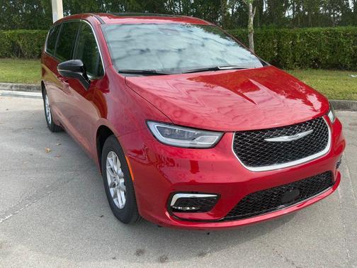 2026 Chrysler Pacifica L