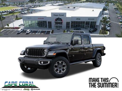 Black Clearcoat 2026 Jeep Gladiator Sahara 4x4