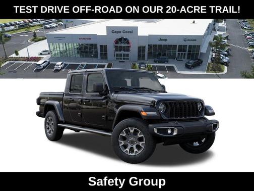 Black Clearcoat 2026 Jeep Gladiator Sahara 4x4