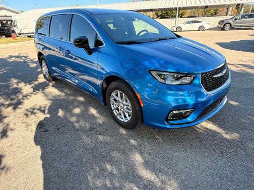 2026 Chrysler Pacifica L