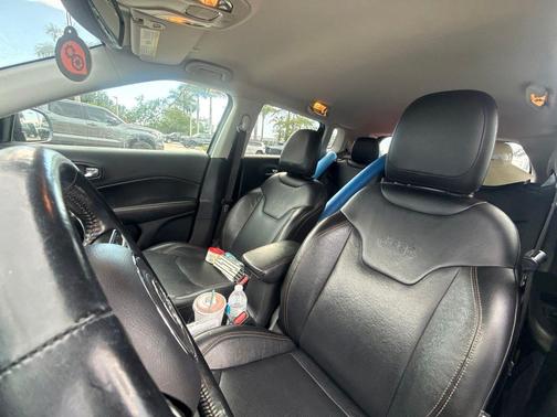 Billet Silver Metallic Clearcoat 2021 Jeep Compass Limited