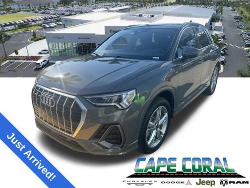 2024 Audi Q3 Premium 45 TFSI S line quattro Tiptronic