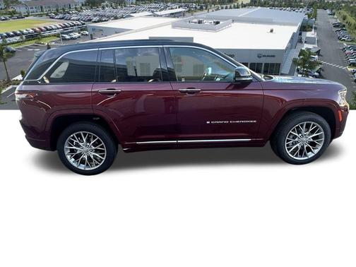 2025 Jeep Grand Cherokee Summit