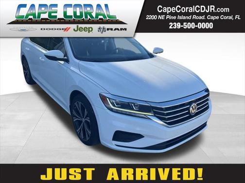 2022 Volkswagen Passat 2.0T SE