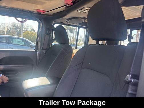 2023 Jeep Gladiator Sport