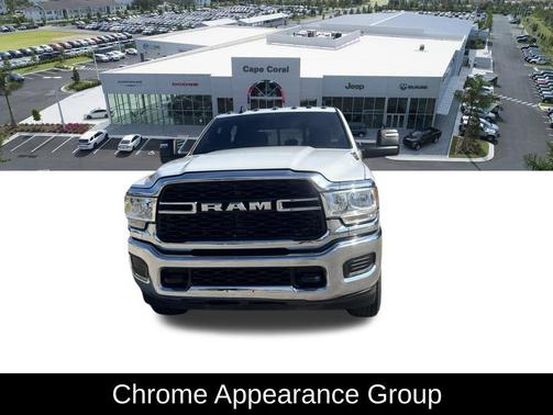 Bright White Clearcoat 2024 RAM 3500 Tradesman Crew Cab 4x4 6'4' Box
