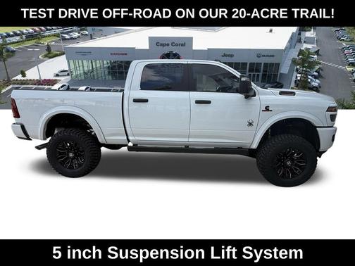 Bright White Clearcoat 2026 RAM 2500 Big Horn Crew Cab 4x4 6'4' Box
