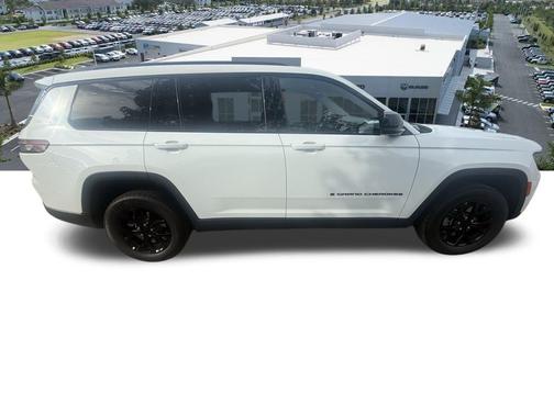 2025 Jeep Grand Cherokee L Altitude