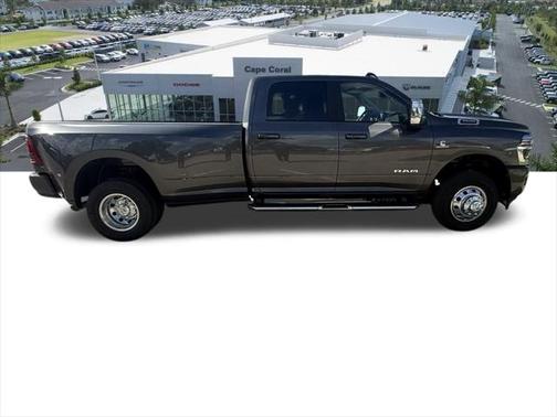 2025 RAM 3500 Laramie Crew Cab 4x4 8' Box