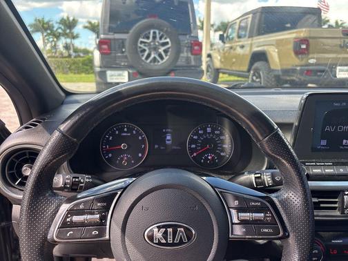 2020 Kia Forte GT-Line