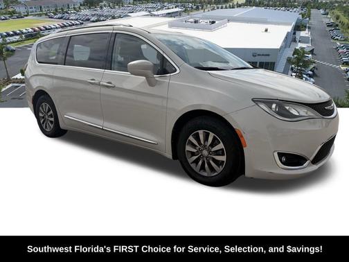 2020 Chrysler Pacifica Touring-L Plus