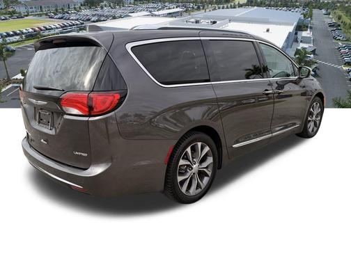 2017 Chrysler Pacifica Limited