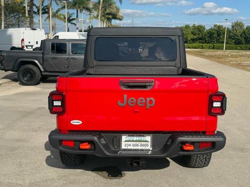 2026 Jeep Gladiator Mojave 4x4
