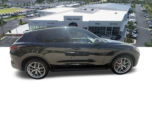 2018 Alfa Romeo Stelvio Sport