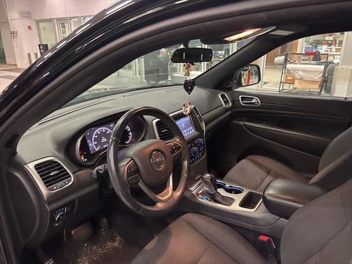 2018 Jeep Grand Cherokee Laredo