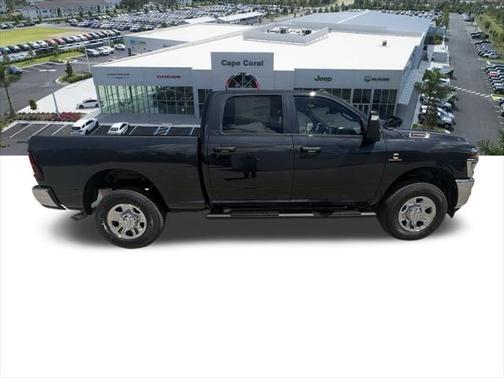 2025 RAM 2500 Tradesman Crew Cab 4x4 6'4' Box