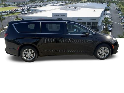 2025 Chrysler Pacifica L