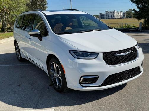 2026 Chrysler Pacifica L