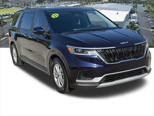 2023 Kia Carnival LX