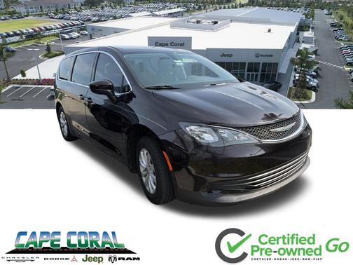 Dark Cordovan Pearlcoat 2017 Chrysler Pacifica Touring