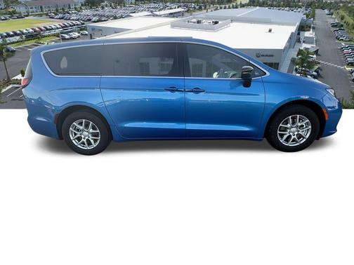 2026 Chrysler Pacifica L