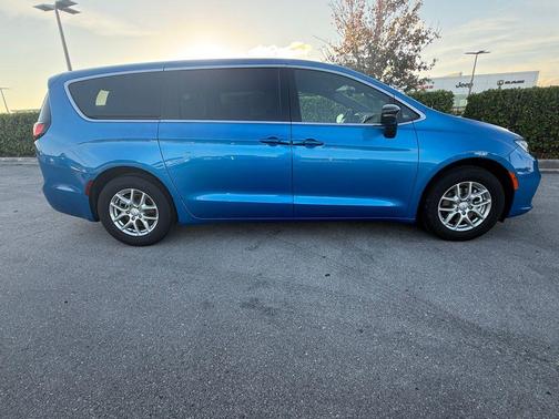 2026 Chrysler Pacifica L