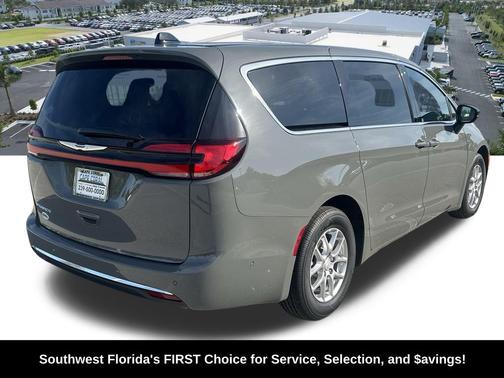 2025 Chrysler Pacifica L