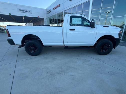 2026 RAM 2500 Tradesman Regular Cab 4x4 8' Box