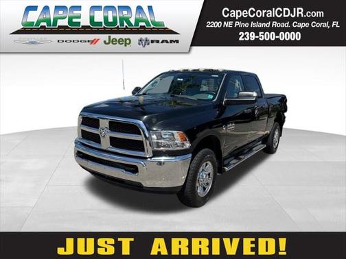 2017 RAM 3500 Tradesman Crew Cab 4x4 6'4' Box